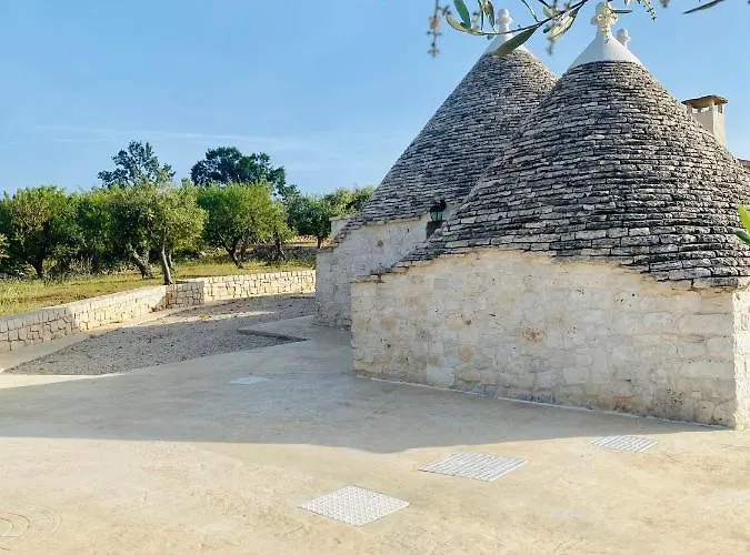 Nyaraló I Trulli Del Vagabondo - Complex Of Trulli With Private Pool